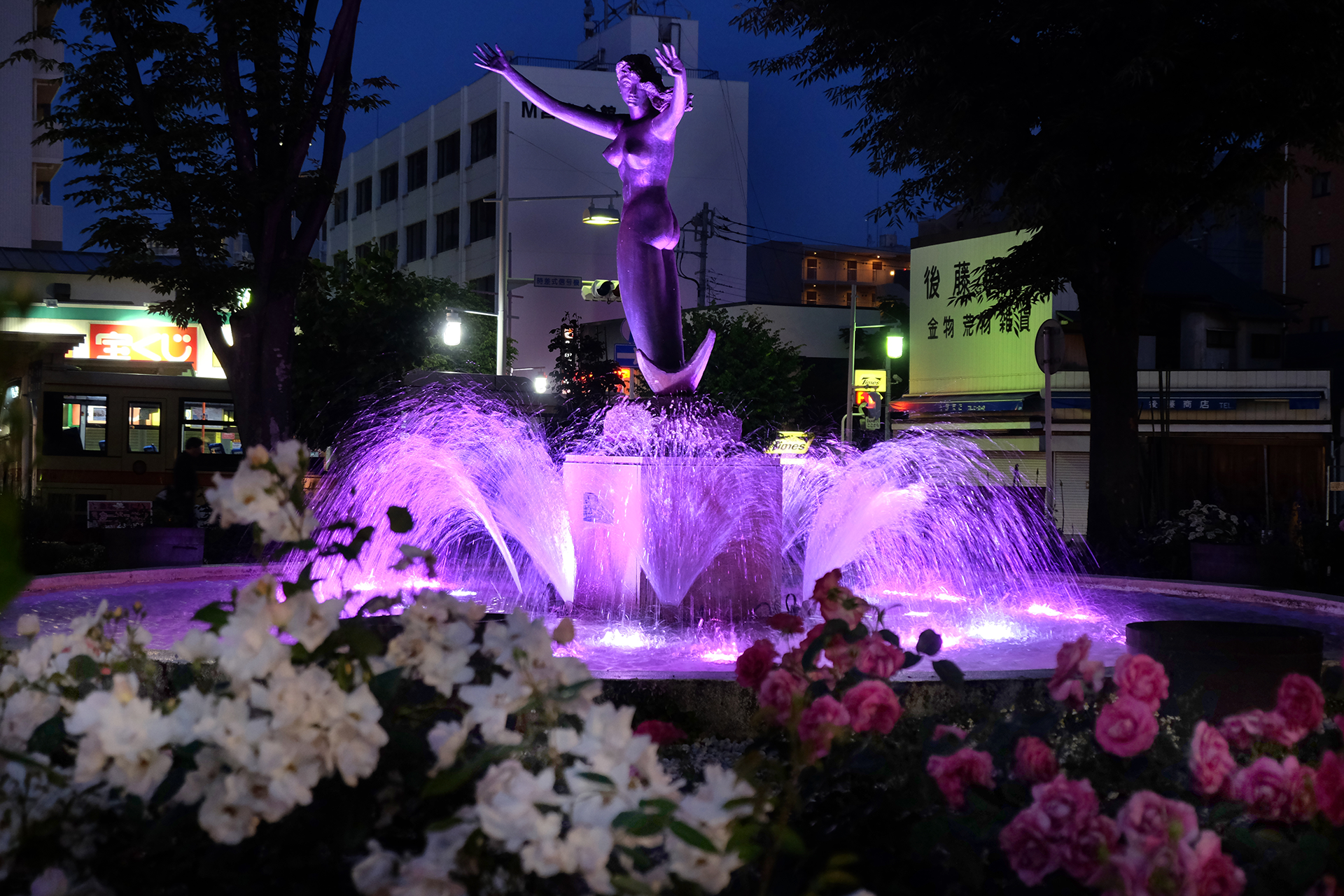 平塚駅南口噴水広場